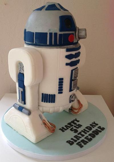 R2D2 Cake - Cake by Alison Lee
