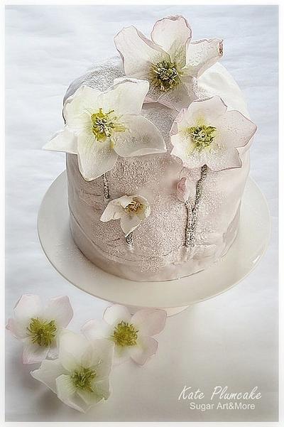 Christmas flowers - Hellebore - Cake by Kate Plumcake
