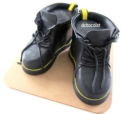 black boots - Cake by Dchocolat