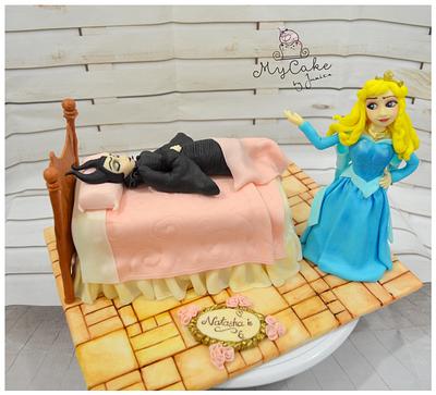 Sleeping Maleficent and Aurora  - Cake by Hopechan