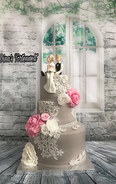 Vintage Wedding Cake  - Cake by Dina's Tortenwelt 