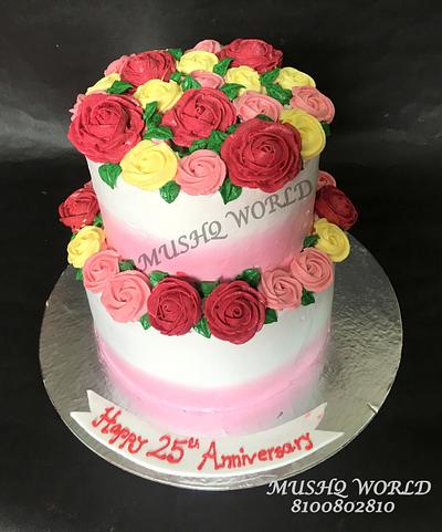 Wreath of Roses - Cake by MUSHQWORLD
