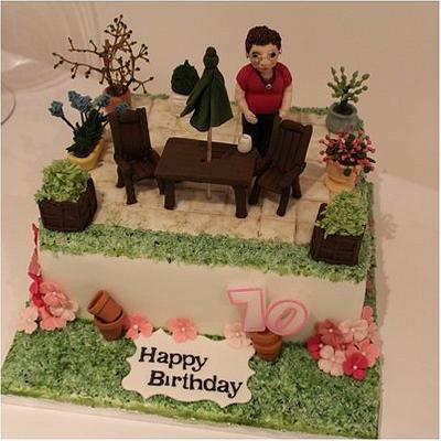 In the Garden - Cake by Mrs Millie's