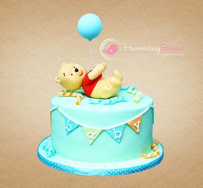 Baby Winnie the Pooh - Cake by HummingBread