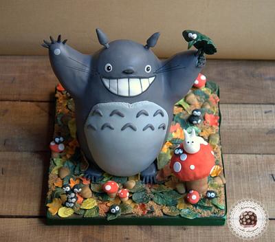 Totoro autumn Birthday cake - Mericakes  - Cake by Mericakes