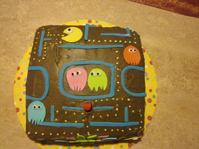 Pac man Cake - Cake by Cakes4All