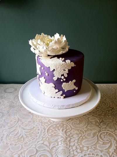 Peony and lace cake - Cake by Stephanie