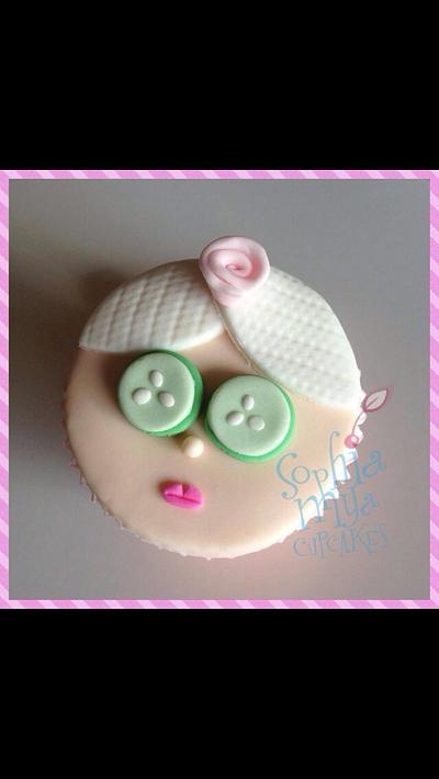 Pamper girl cupcake - Cake by Sophia Mya Cupcakes (Nanvah Nina Michael)