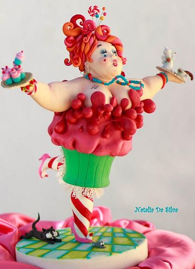 "Madame Cupcake" - Cake by Natalia Da Silva Carmona