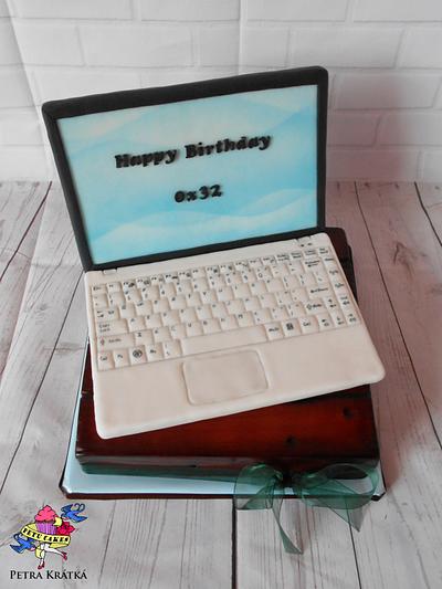 Laptop - Cake by Petra Krátká (Petu Cakes)