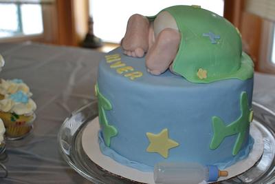 Baby "Bum" and Airplanes  - Cake by CrystalMemories
