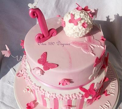 Butterflies - Cake by Oven 180 Degrees
