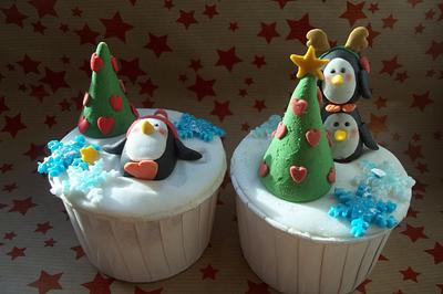 Christmas cupcakes - Cake by Despoina Karasavvidou