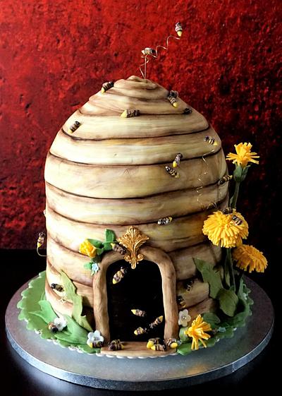 beehive - Cake by Torty Zeiko