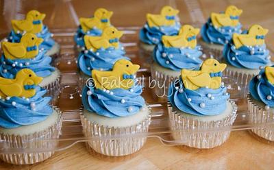 Rubber Duck Cupcakes - Cake by Jen