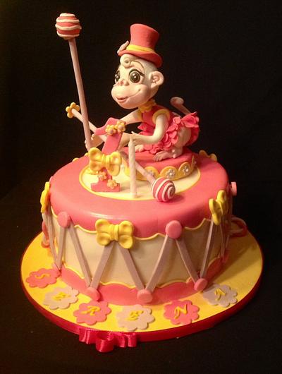 Drummer baby monkey - Cake by Rossella Curti