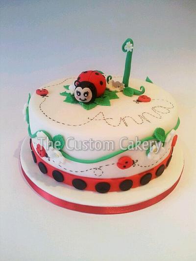 Ladybird for Anna - Cake by The Custom Cakery