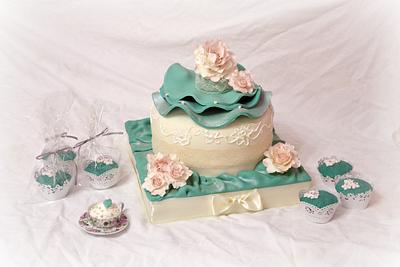 Vintage Cake - Cake by LeTortediSharon