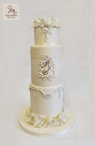 White Wedding Cake - Cake by Katia Malizia 