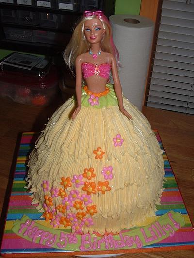 Hula Lilly - Cake by Jennifer C.