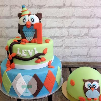 Baby boy Owl cake - Cake by KEEK&MOOR
