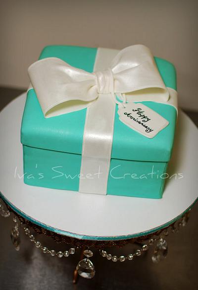 Tiffany Box - Cake by Ivanova Pichardo