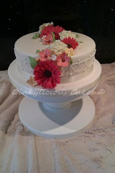 Autumn flowers - Cake by Dinkylicious Cakes
