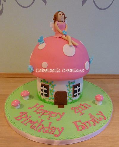 Fairy Toadstool Cake - Cake by Caketastic Creations