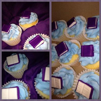 book club theme cupcakes - Cake by tasteeconfections