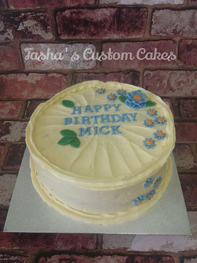 Buttercream and Daisies - Cake by Tasha's Custom Cakes