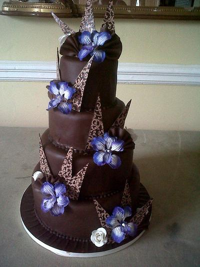 CHOCOLATE ORCHID CAKE - Cake by debbiej