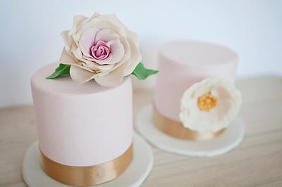 Mini wedding cakes - Cake by Be Sweet 
