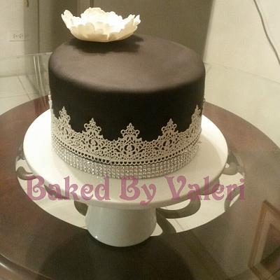 Simple Regal Lace - Cake by Baked By Valeri