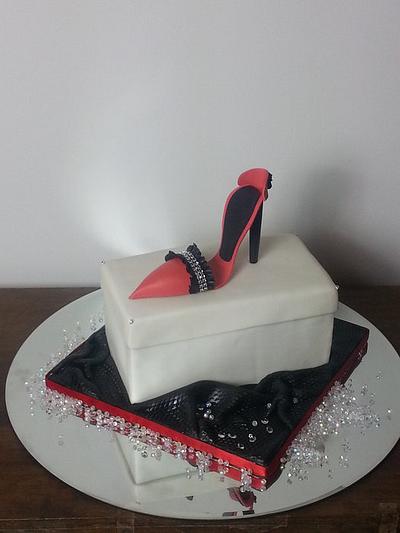 Shoe cake - Cake by Shell at Spotty Cake Tin