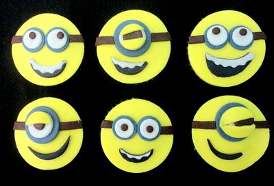 Minion cupcakes - Cake by Candida