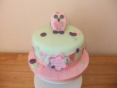 HAPPY BIRTHDAY TWIT TWOO! OWL BIRTHDAY CAKE - Cake by Louise Hodgson