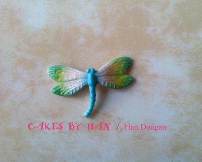 Just photo of my gumpaste Dragonfly - Cake by Han Dougan