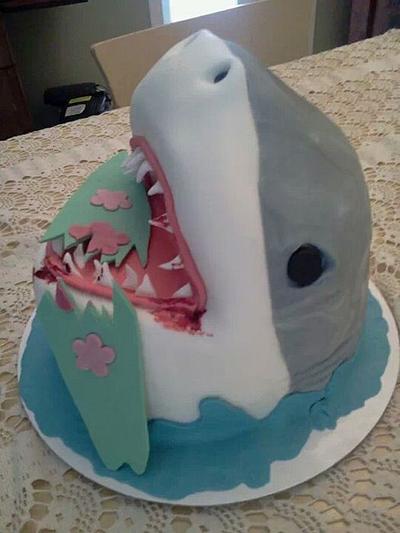 shark cake - Cake by Tracey