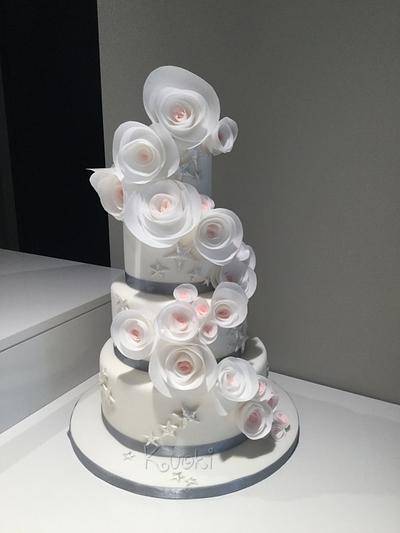 Wedding Rose  - Cake by Donatella Bussacchetti