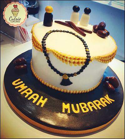 Umrah Mubarak  - Cake by Cutsie Cupcakes