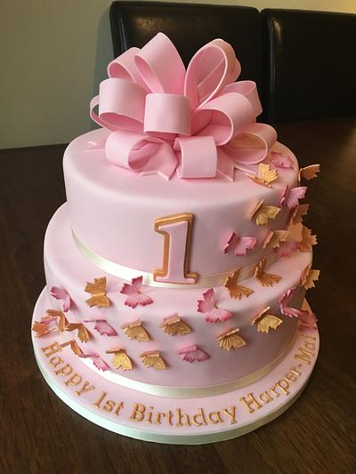 Pink & Gold Butterflies - Cake by KellyBartronCakes 