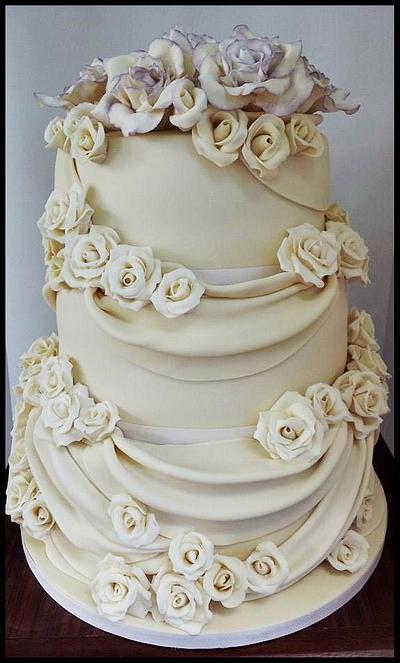 Rose wedding cake  - Cake by Time for Tiffin 