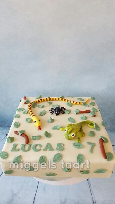reptile cake - Cake by henriet miggelenbrink