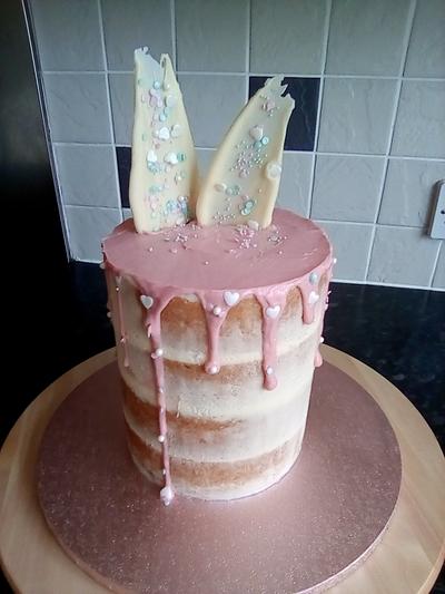 Drip cake - Cake by Combe Cakes