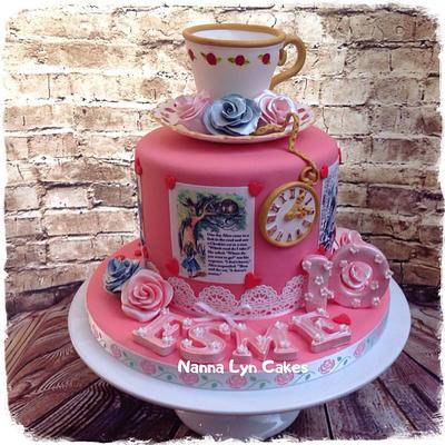 Vintage Alice - Cake by Nanna Lyn Cakes