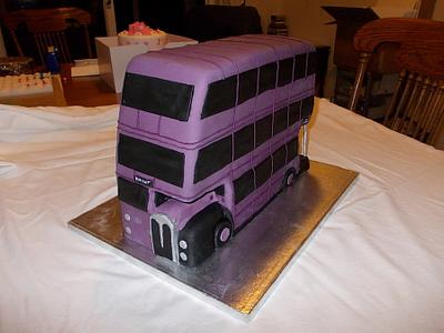 Harry Potter Knight Bus - Cake by David Mason