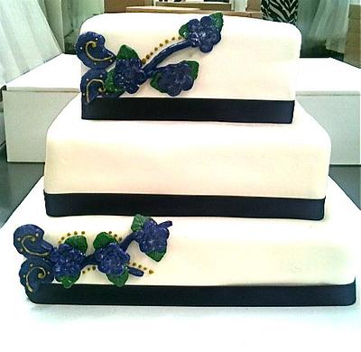 Wedding Cake - Cake by Amanda Trahan