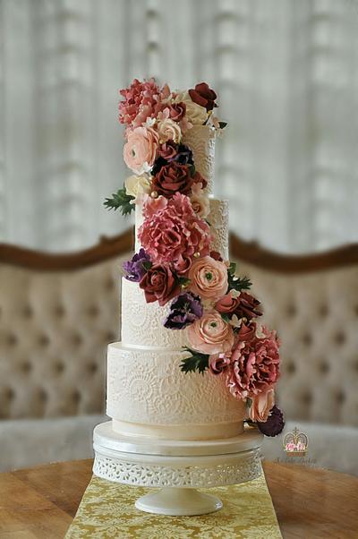 Florals & Lace  - Cake by Sumaiya Omar - The Cake Duchess 