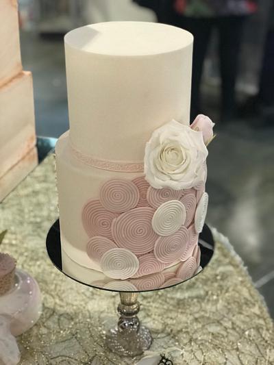 Círculos rosas 💕 - Cake by Griselda de Pedro