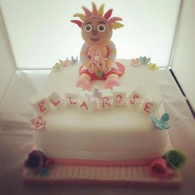 Upsy Daisy Naming Cake - Cake by Totally Scrumptious